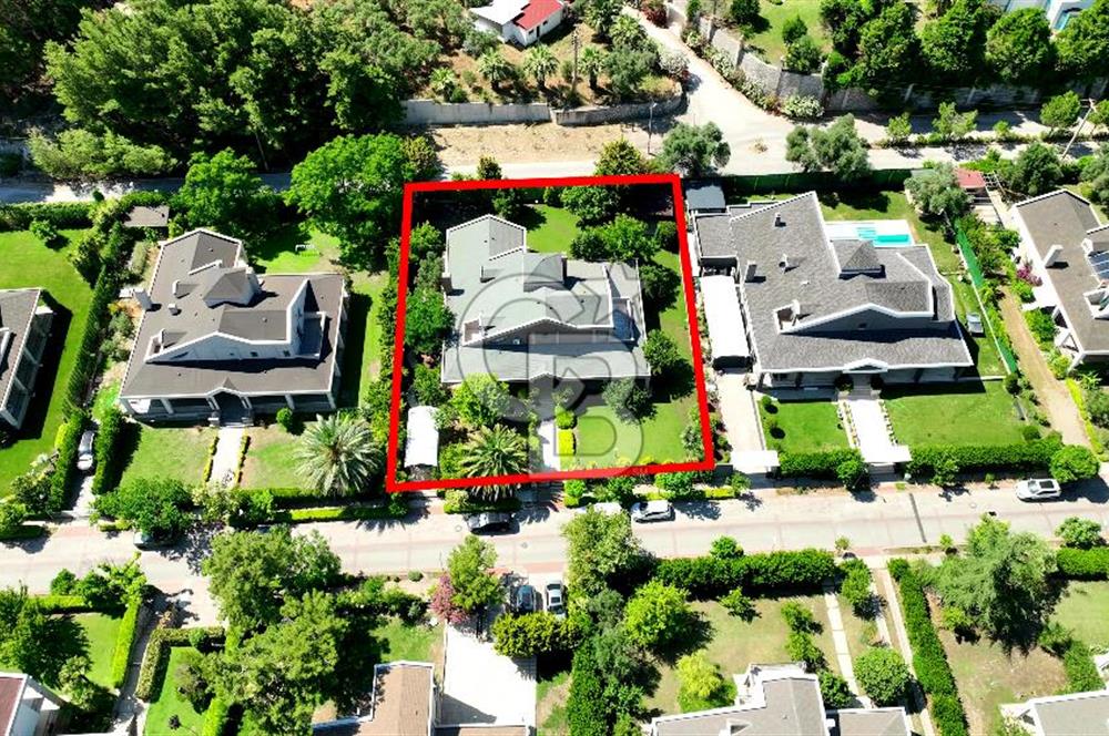 Venüs Bağdatlı'dan İtokent Sitesi Büyük Tip Villa Satılık