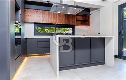 Urla Çeşmealtı'nda Özel Havuzlu Lüks Villa Kiralık