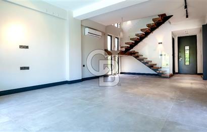 Urla Çeşmealtı'nda Özel Havuzlu Lüks Villa Kiralık