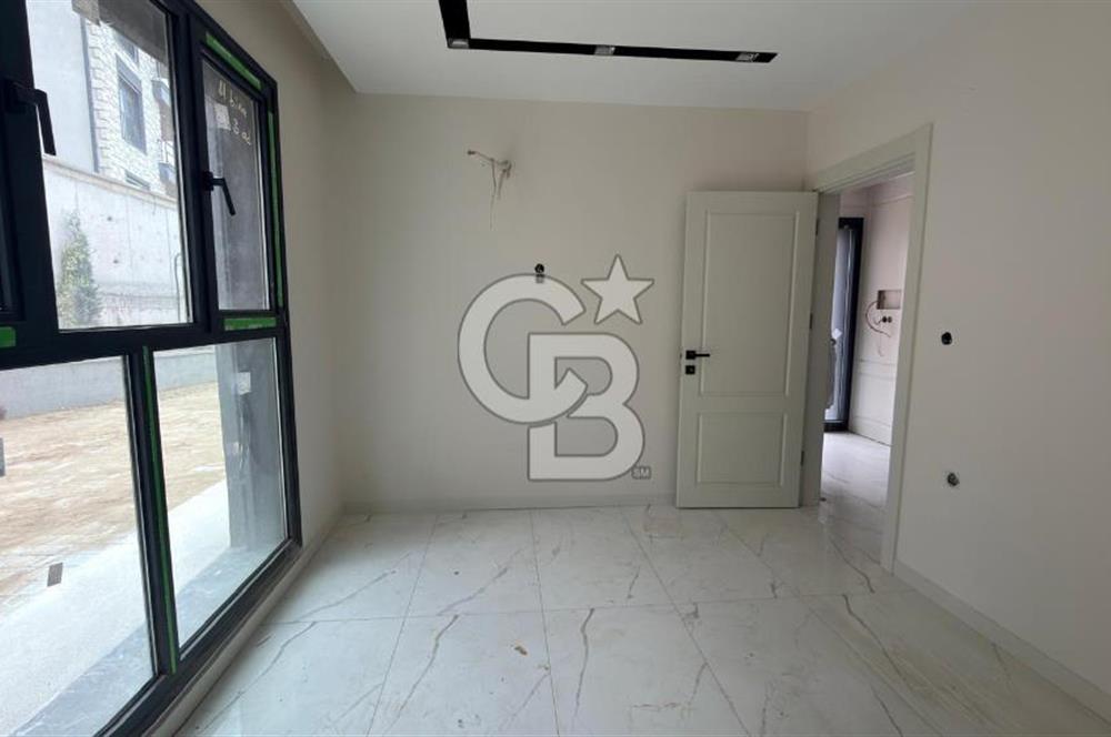Emiralem Ramsa Port'ta Kiralık 6+1 Tripleks Müstakil Villa Özel Havuzlu  Geniş Bahçeli  Lüks Yaşam Site İçinde