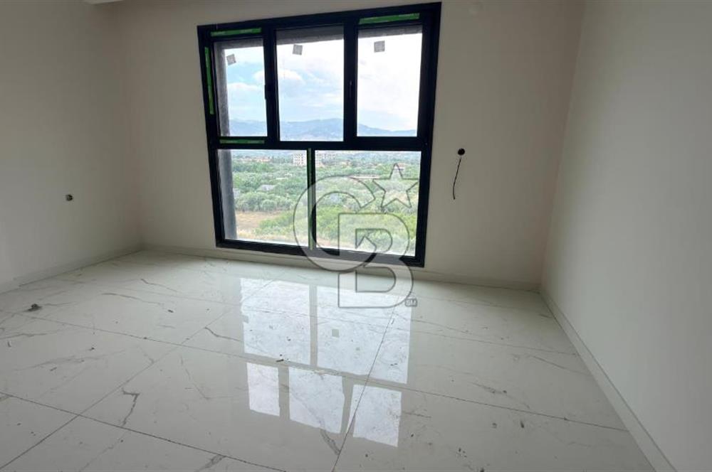 Emiralem Ramsa Port'ta Kiralık 6+1 Tripleks Müstakil Villa Özel Havuzlu  Geniş Bahçeli  Lüks Yaşam Site İçinde