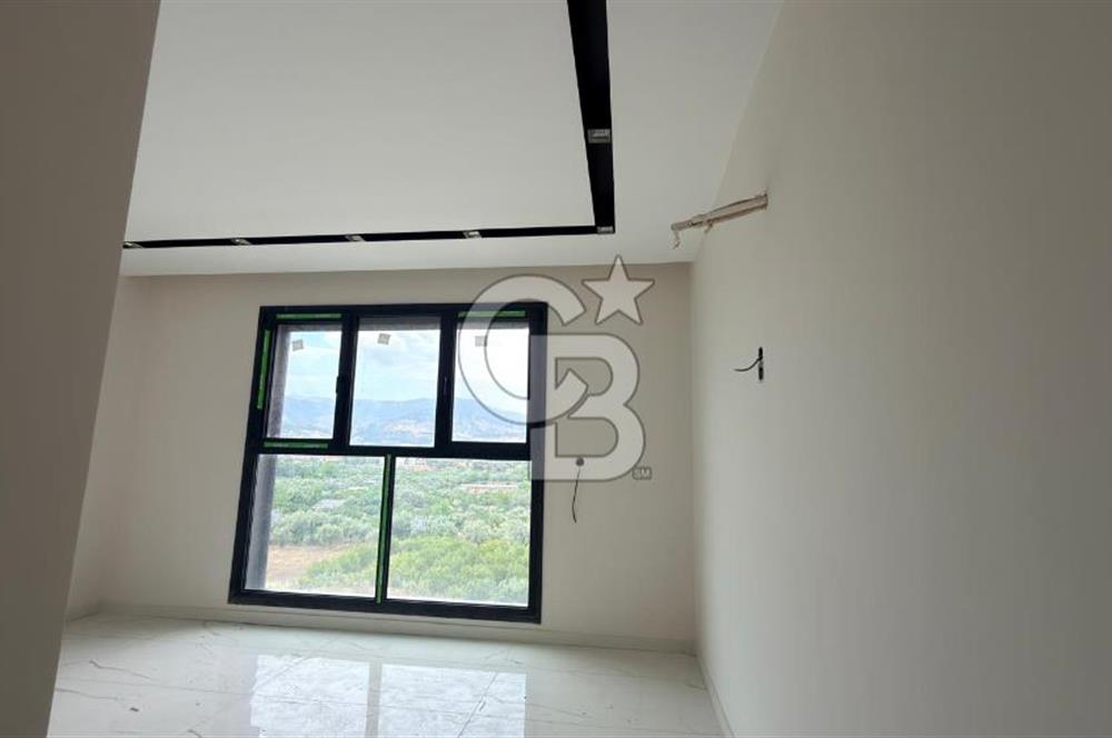 Emiralem Ramsa Port'ta Kiralık 6+1 Tripleks Müstakil Villa Özel Havuzlu  Geniş Bahçeli  Lüks Yaşam Site İçinde