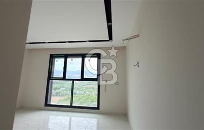 Emiralem Ramsa Port'ta Kiralık 6+1 Tripleks Müstakil Villa Özel Havuzlu  Geniş Bahçeli  Lüks Yaşam Site İçinde