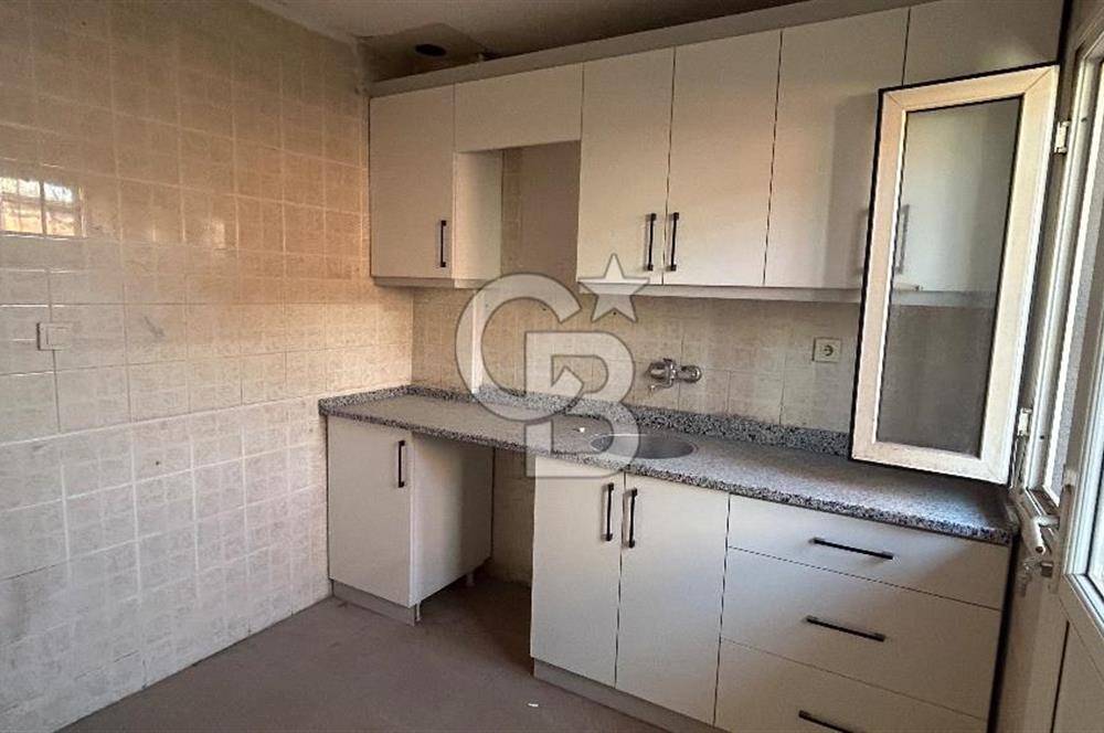 Bornova Zafer Mahallesinde Kiralık Komple Bina