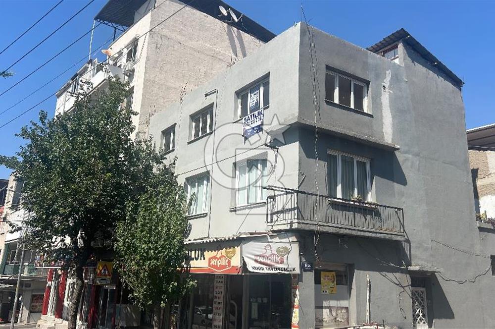 Bornova Zafer Mahallesinde Kiralık Komple Bina