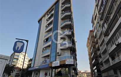 KARŞIYAKA DEDEBAŞINDA MERKEZİ KONUMDA 3+1 ARA KAT SATILIK DAİRE.