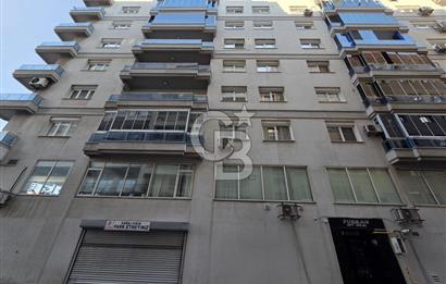 KARŞIYAKA DEDEBAŞINDA MERKEZİ KONUMDA 3+1 ARA KAT SATILIK DAİRE.