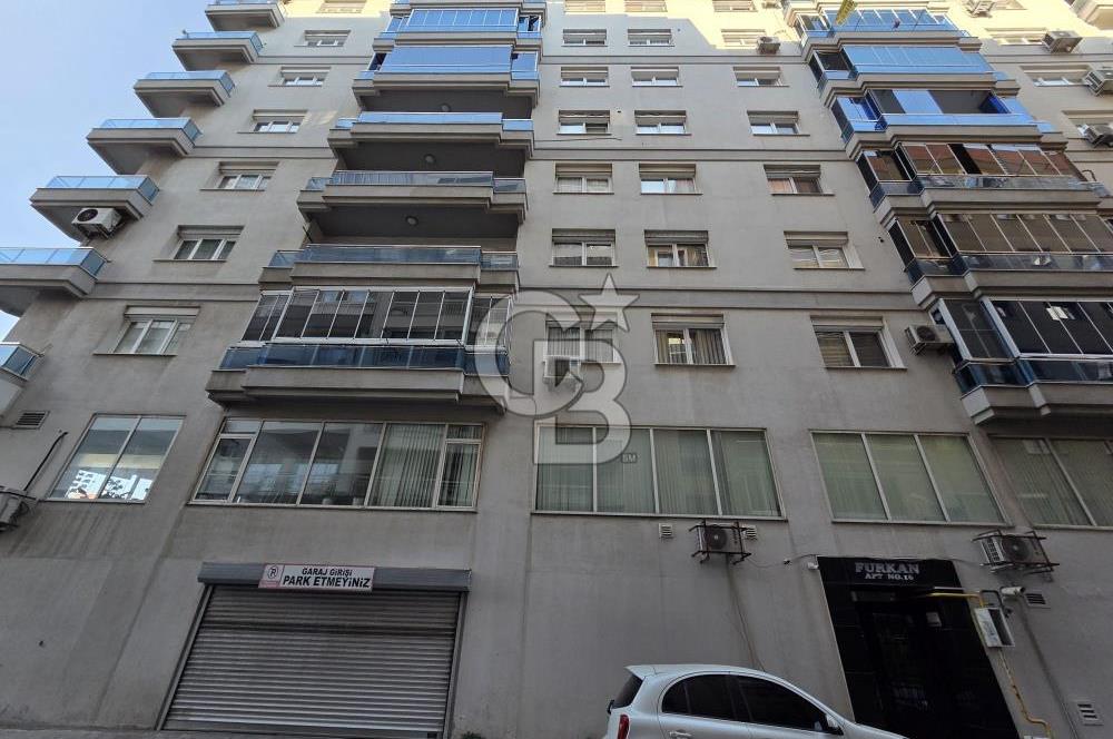 KARŞIYAKA DEDEBAŞINDA MERKEZİ KONUMDA 3+1 ARA KAT SATILIK DAİRE.