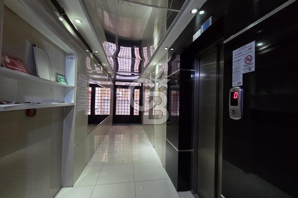 KARŞIYAKA DEDEBAŞINDA MERKEZİ KONUMDA 3+1 ARA KAT SATILIK DAİRE.