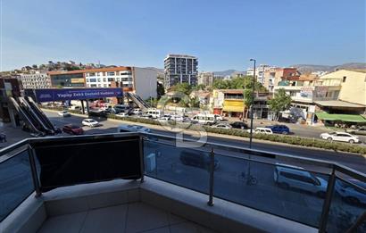 KARŞIYAKA DEDEBAŞINDA MERKEZİ KONUMDA 3+1 ARA KAT SATILIK DAİRE.