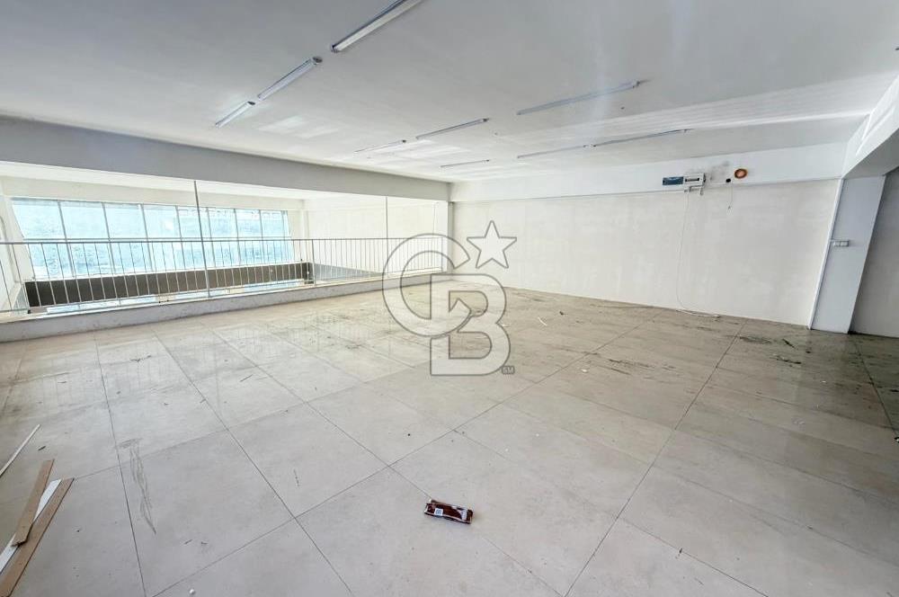 CADDE ÜZERİN'DE 350M2 KİRALIK DÜKKAN KURUMSALLARA UYGUN