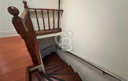 BORNOVA İNÖNÜ MAHALLESİ’NDE GENİŞ, FERAH VE MANZARALI 2+1 EŞYALI VE EŞYASIZ KİRALIK DAİRE