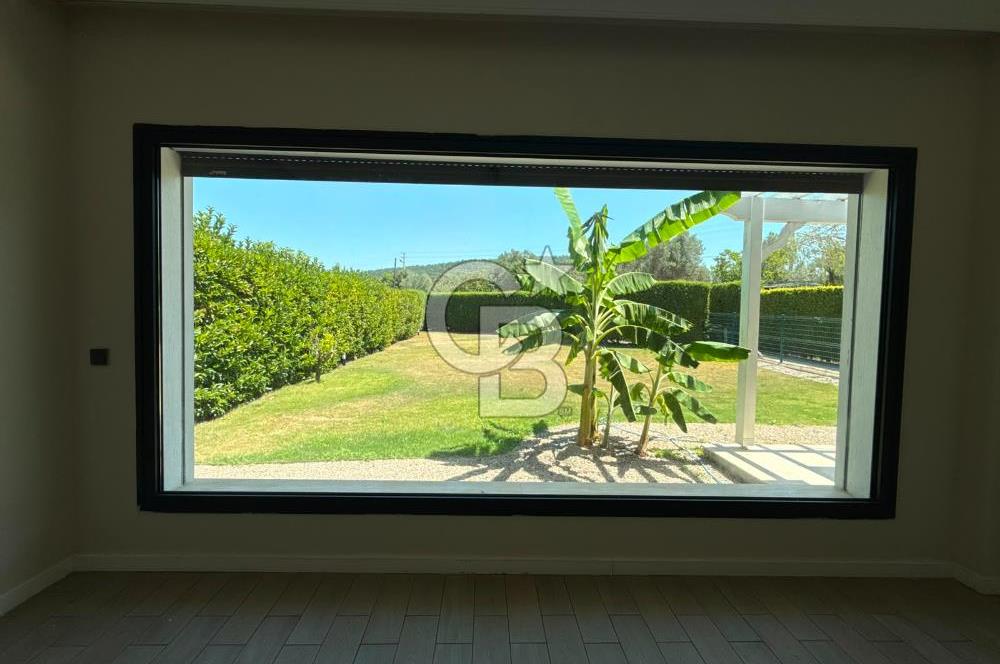 Urla Kuşçularda Kiralık 4+1 Villa