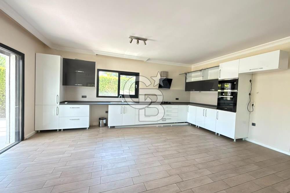 Urla Kuşçularda Kiralık 4+1 Villa