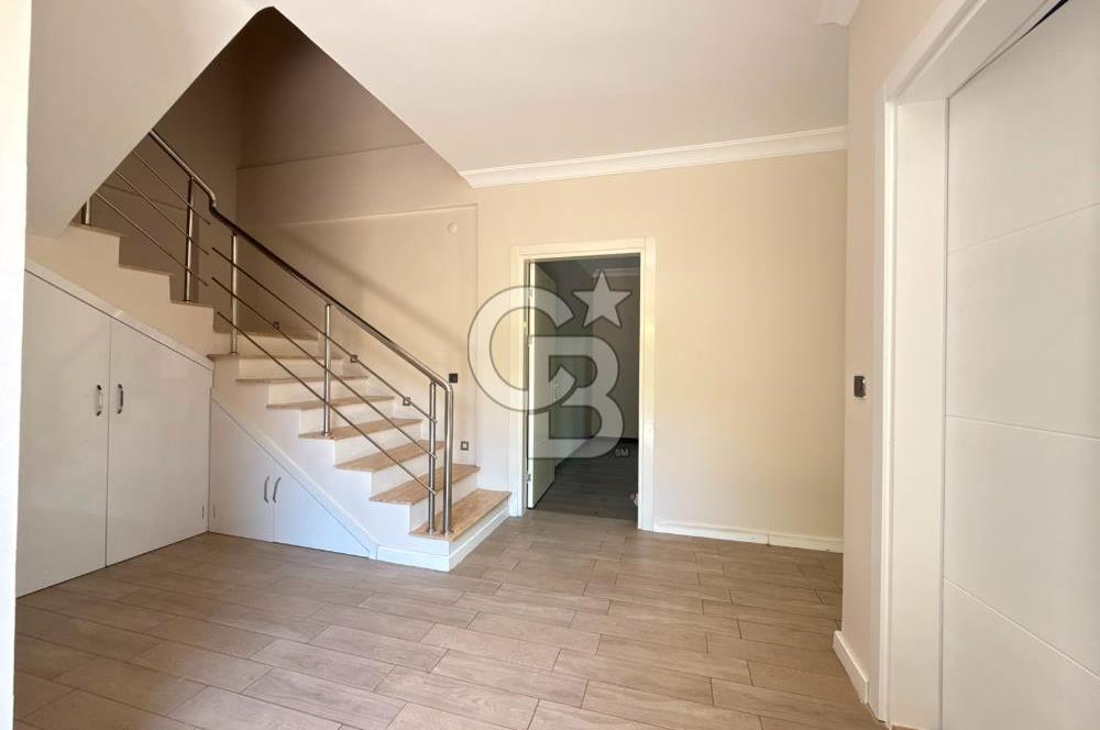 Urla Kuşçularda Kiralık 4+1 Villa