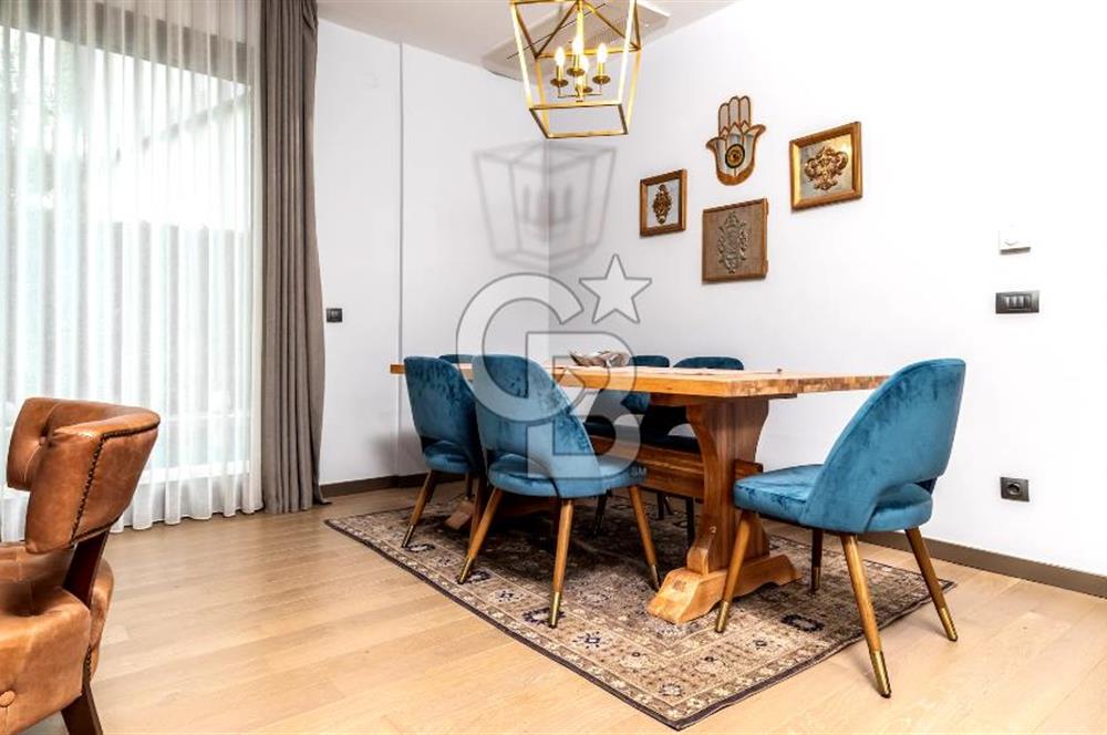 Güzelbahçe Yelki'de Site İçinde Havuzlu Lüks Villa Kiralık