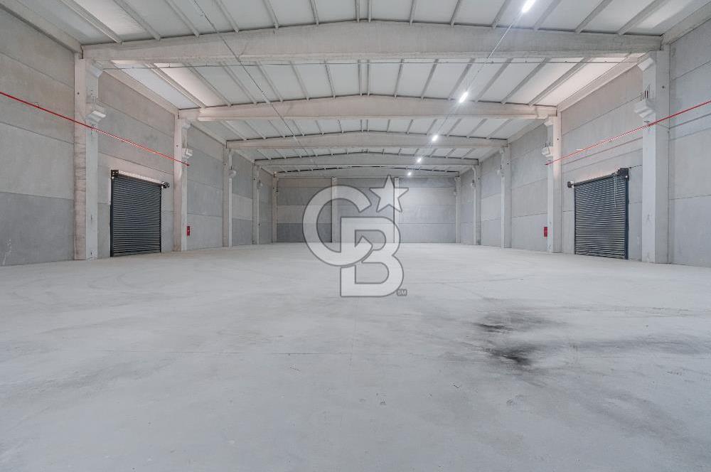 Kemalpaşa'da Üretime & Depolamaya Uygun 1740 m2 Kiralık Fabrika 