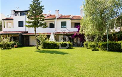 Eylem Keskin'den Kamçıoğlu Vilları Havuz Cephe Satılık 3+1 Villa