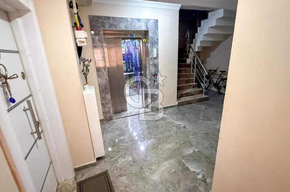 Gaziemir Gazi Mah.de Asansörlü, Kapalı Mutfak 2+1 Satılık Daire