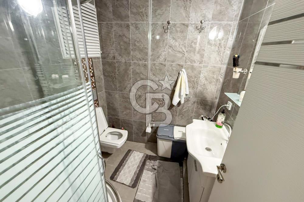 Gaziemir Gazi Mah.de Asansörlü, Kapalı Mutfak 2+1 Satılık Daire