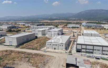 Kemalpaşa'da Üretime & Depolamaya Uygun 1740 m2 Kiralık Fabrika 