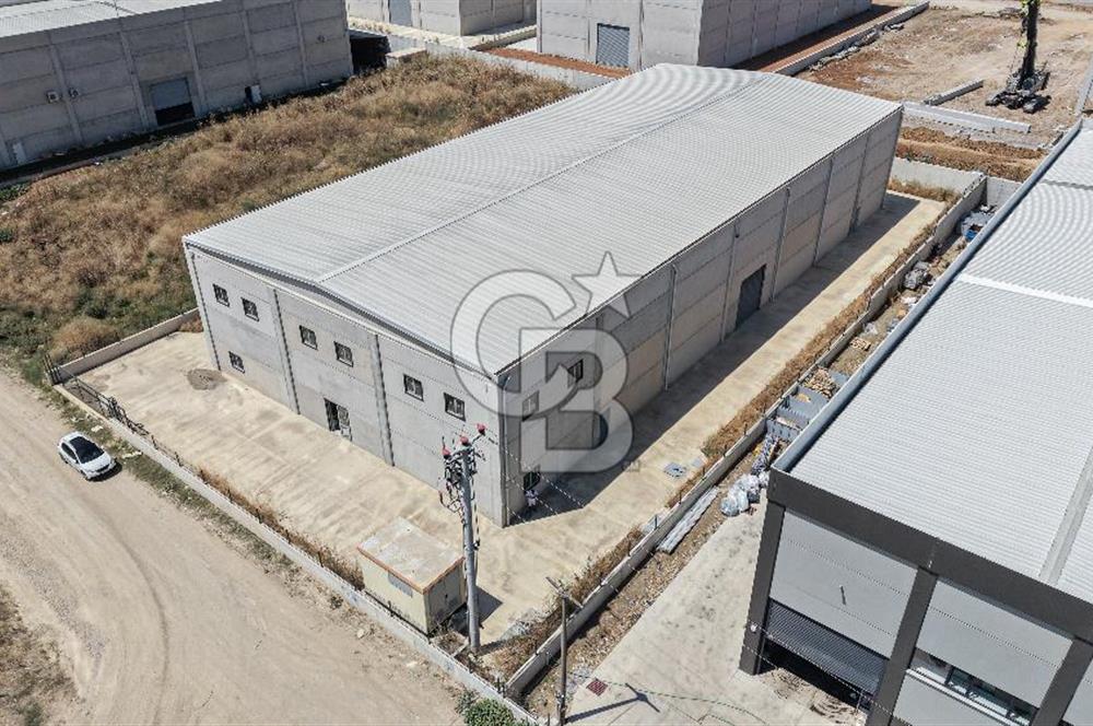 Kemalpaşa'da Üretime & Depolamaya Uygun 1740 m2 Kiralık Fabrika 
