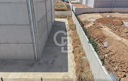 Kemalpaşa'da Üretime & Depolamaya Uygun 1740 m2 Kiralık Fabrika 