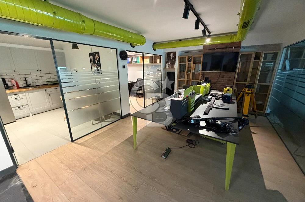 Çekmeköy Mimar Sinan'da Satılık Ofis Katı