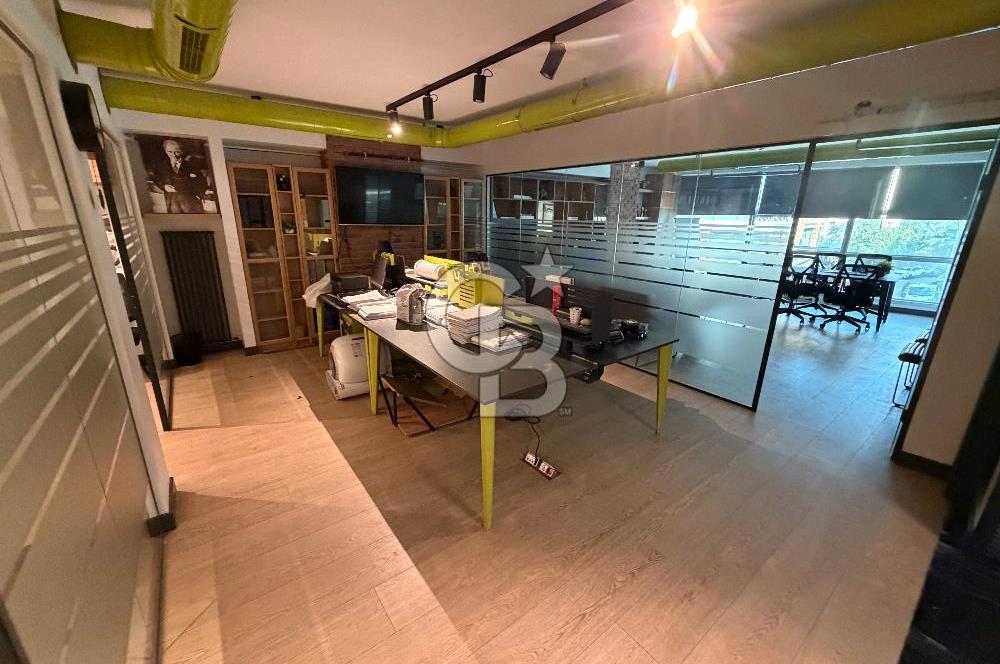 Çekmeköy Mimar Sinan'da Satılık Ofis Katı