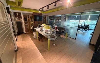 Çekmeköy Mimar Sinan'da Satılık Ofis Katı