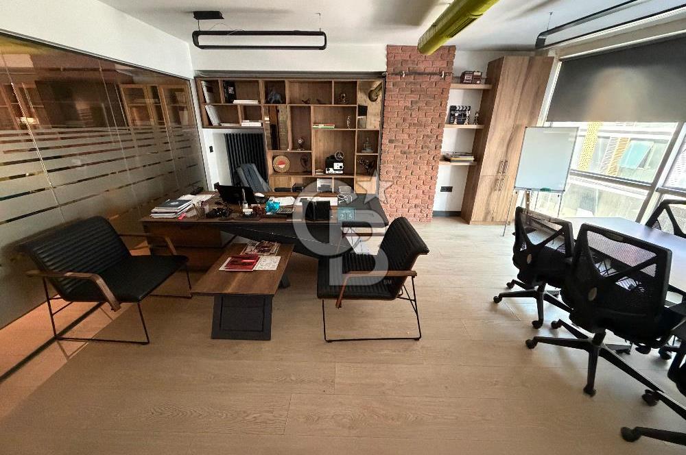 Çekmeköy Mimar Sinan'da Satılık Ofis Katı