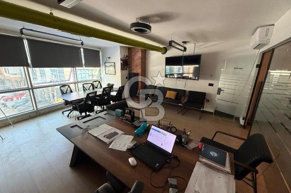 Çekmeköy Mimar Sinan'da Satılık Ofis Katı