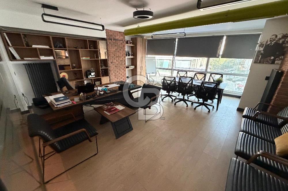 Çekmeköy Mimar Sinan'da Satılık Ofis Katı