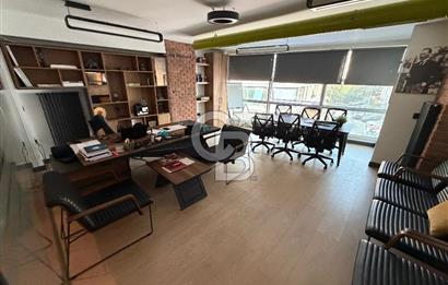Çekmeköy Mimar Sinan'da Satılık Ofis Katı