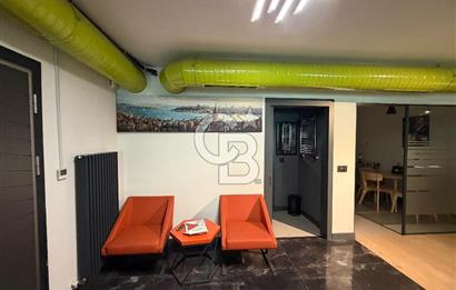 Çekmeköy Mimar Sinan'da Satılık Ofis Katı