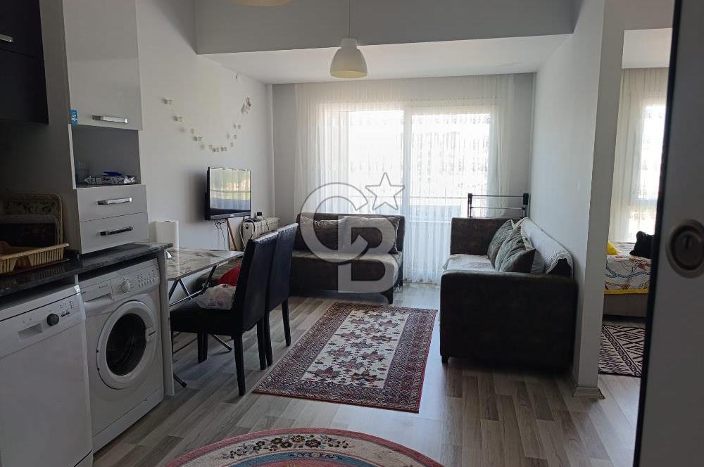 MENEMEN SEYREK'TE ÜNİVERSİTE YAKINI STÜDYO CİTY-3 EVLERİNDE 2. KAT FULL EŞYALI KİRALIK DAİRE 