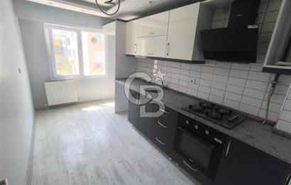 EVONADAN MURADİYEDE ALT GEÇİT KARŞISINDA 2+1 KAPALI MUTFAK DAİRE