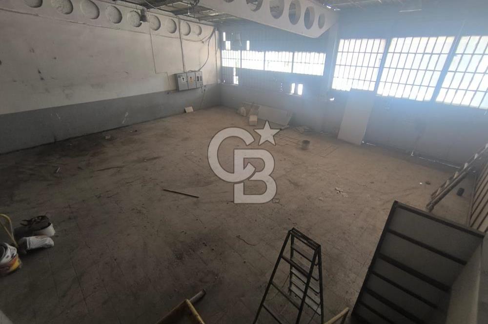 EVONADAN KENAN EVREN SANAYİ SİTESİNDE KİRALIK 3'LÜ DÜKKAN