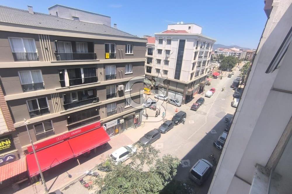 EVONADAN MURADİYE PAZAR YERİ KARŞISI ASANSÖRLÜ 4. KAT 1+1 DAİRE