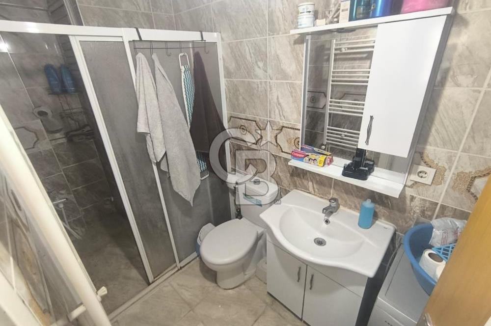 EVONADAN MURADİYE PAZAR YERİ KARŞISI ASANSÖRLÜ 4. KAT 1+1 DAİRE