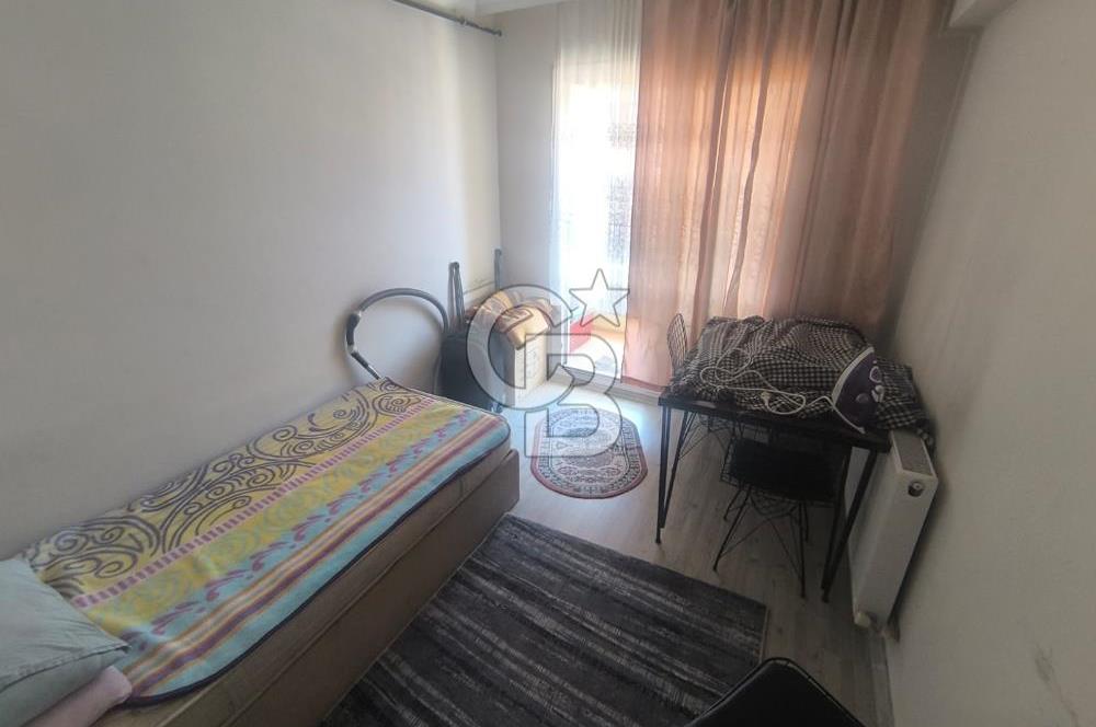 EVONADAN MURADİYE PAZAR YERİ KARŞISI ASANSÖRLÜ 4. KAT 1+1 DAİRE