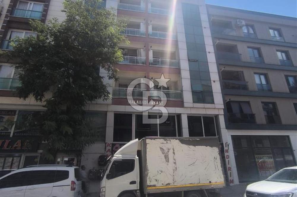 EVONADAN MURADİYE PAZAR YERİ KARŞISI ASANSÖRLÜ 4. KAT 1+1 DAİRE