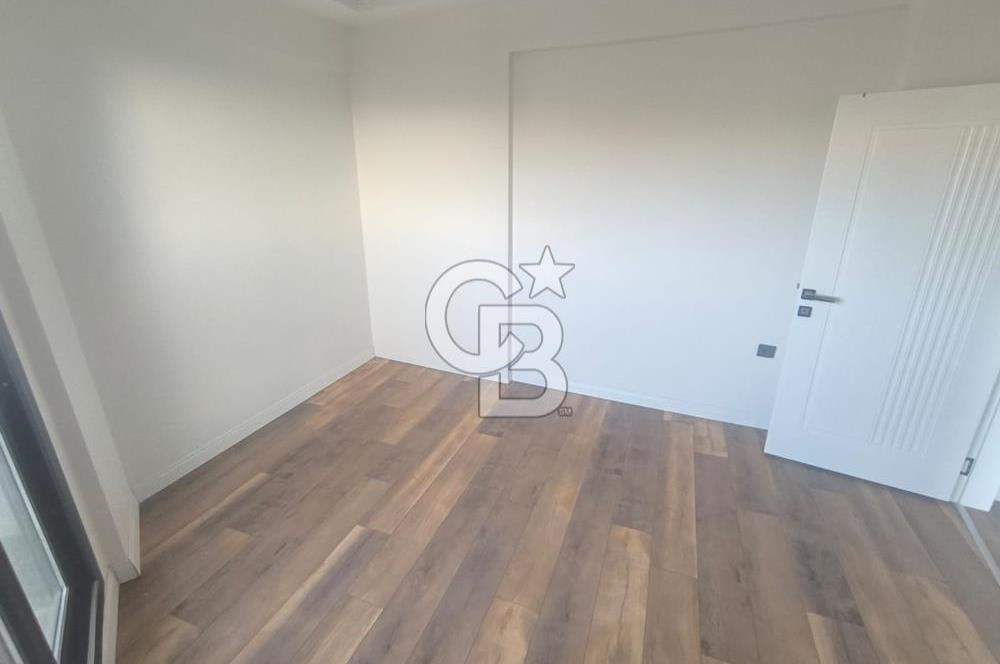 EVONADAN İZMİR KONAKTA DENİZ MANZARALI 1+1 DAİRE