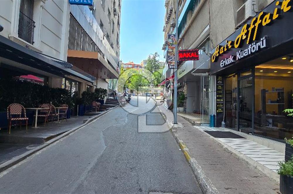 FIRSAT! TÜM İŞ KOLLARINA UYGUN SATILIK İŞ YERİ ŞİŞLİ MERKEZ’DE 