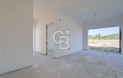 Foça Ilıpınar'da Satılık 1+1 Bahçe Dubleksi