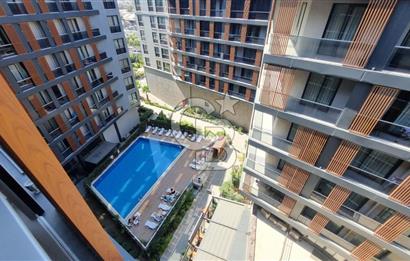 Bornova Coordinat Eşyalı 1+0 Havuz Manzaralı Kiralık Daire