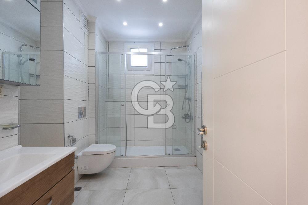 SUADİYE HASAN BEDRETTİN SOKAK'TA PRESTİJLİ KONUMDA SATILIK 3+1 DAİRE