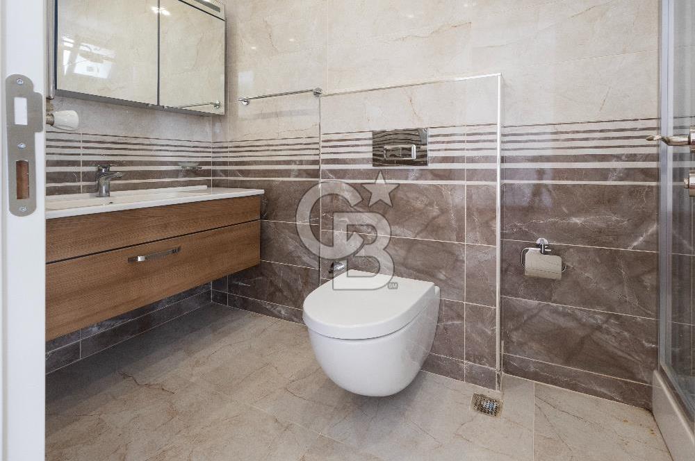 SUADİYE HASAN BEDRETTİN SOKAK'TA PRESTİJLİ KONUMDA SATILIK 3+1 DAİRE