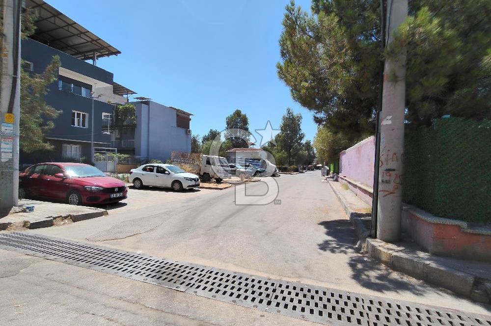 BORNOVA ÜMİT MAHALLESİ'NDE SATILIK GENİŞ 3+1 DAİRE