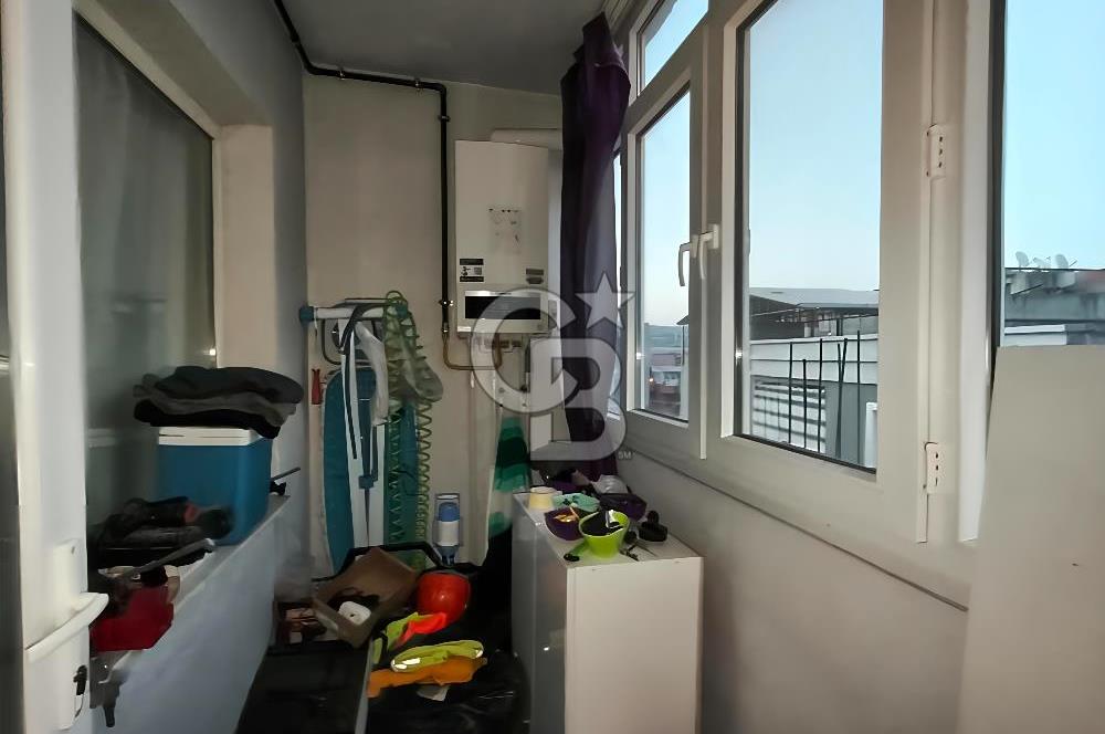 BORNOVA ÜMİT MAHALLESİ'NDE SATILIK GENİŞ 3+1 DAİRE
